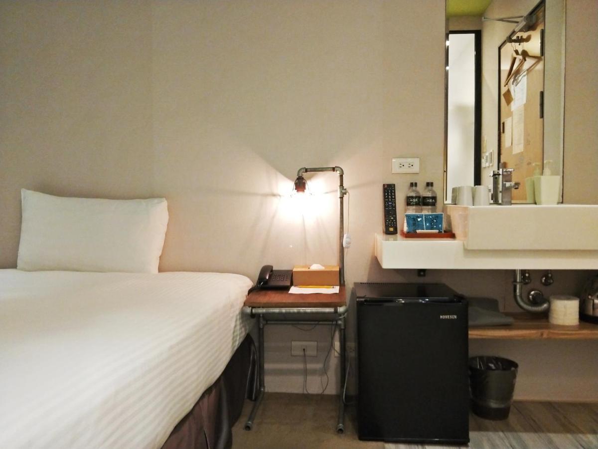 Cho Hotel Тайпей Екстериор снимка
