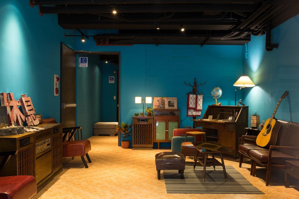 Cho Hotel Тайпей Екстериор снимка