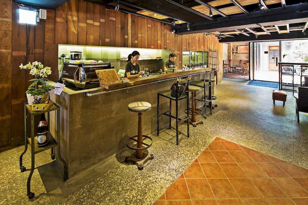 Cho Hotel Тайпей Екстериор снимка