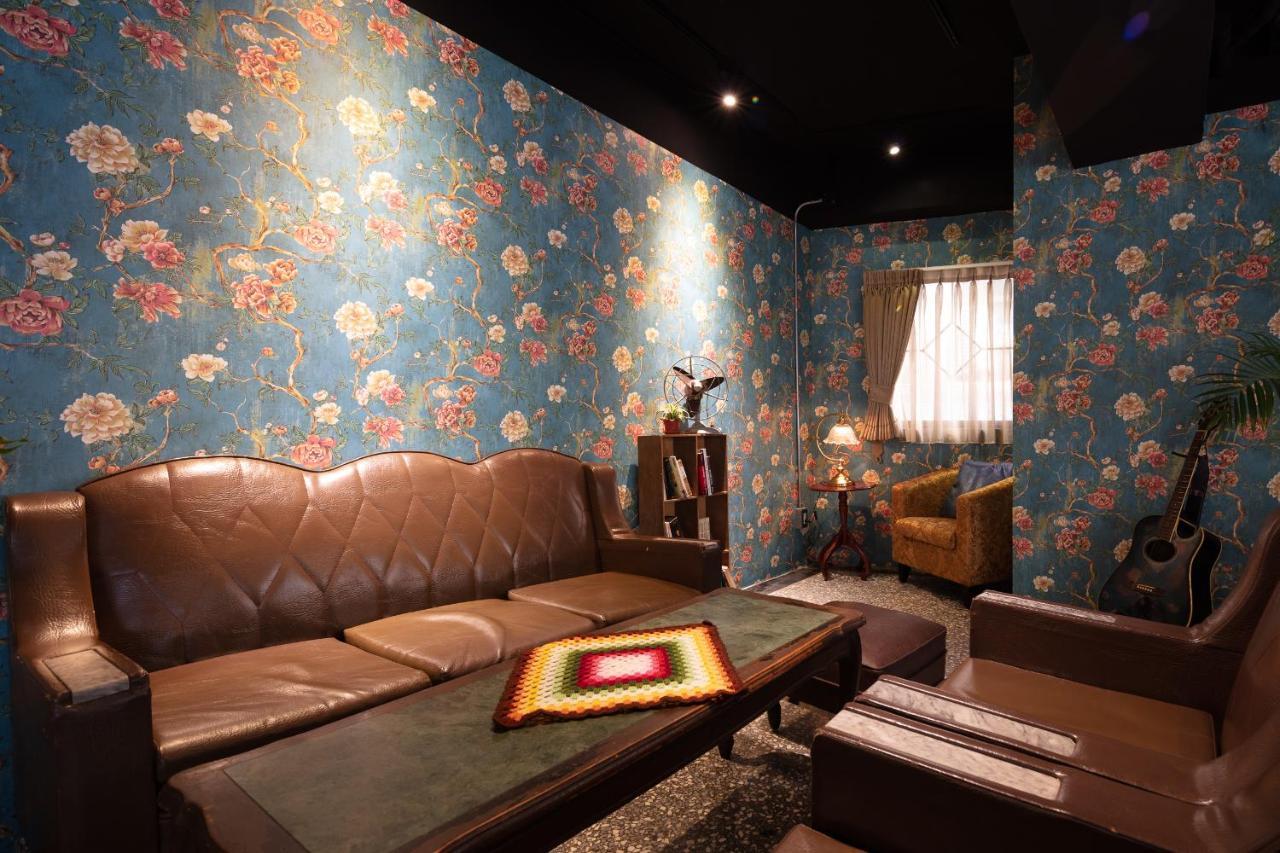 Cho Hotel Тайпей Екстериор снимка