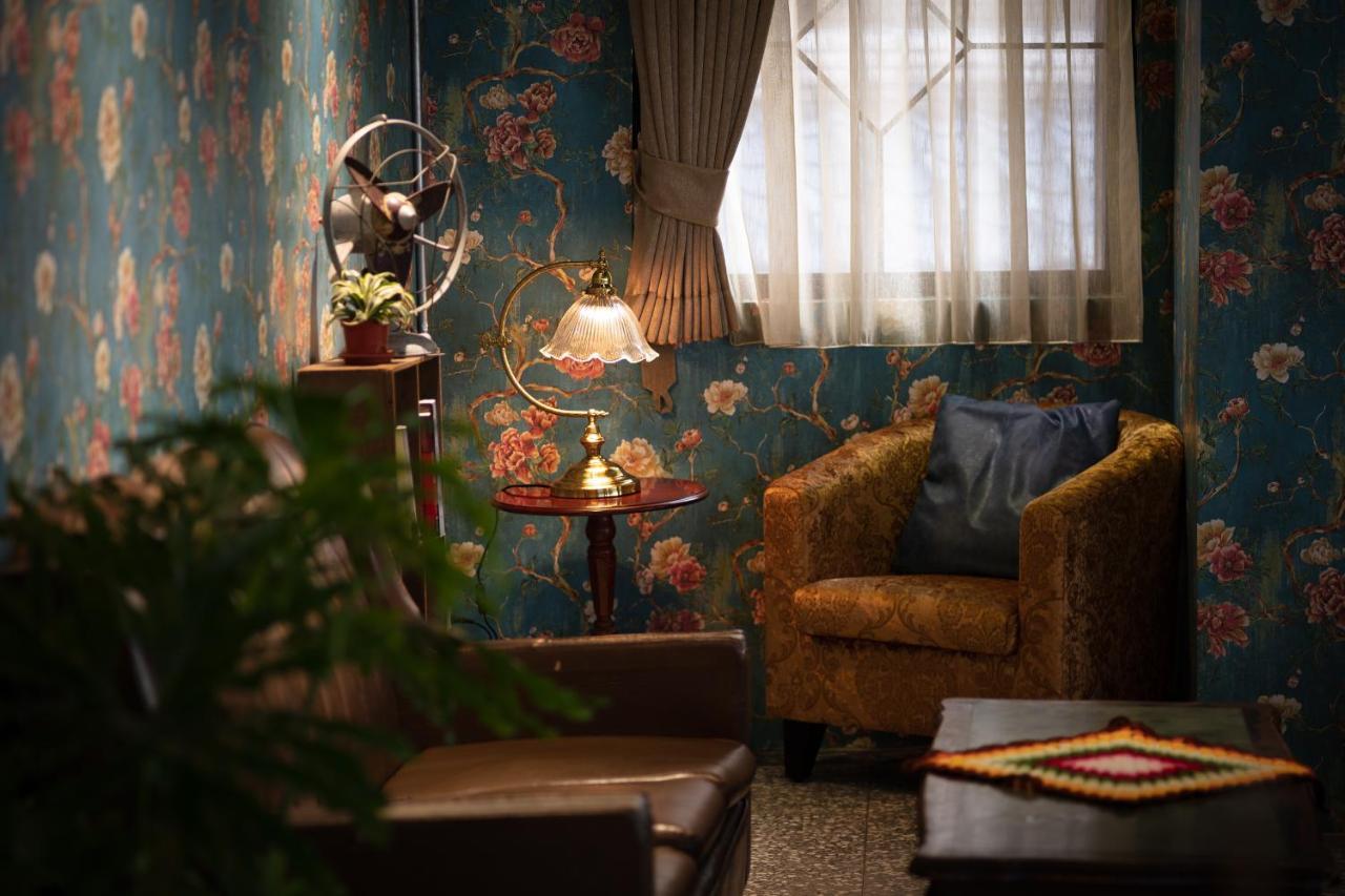 Cho Hotel Тайпей Екстериор снимка
