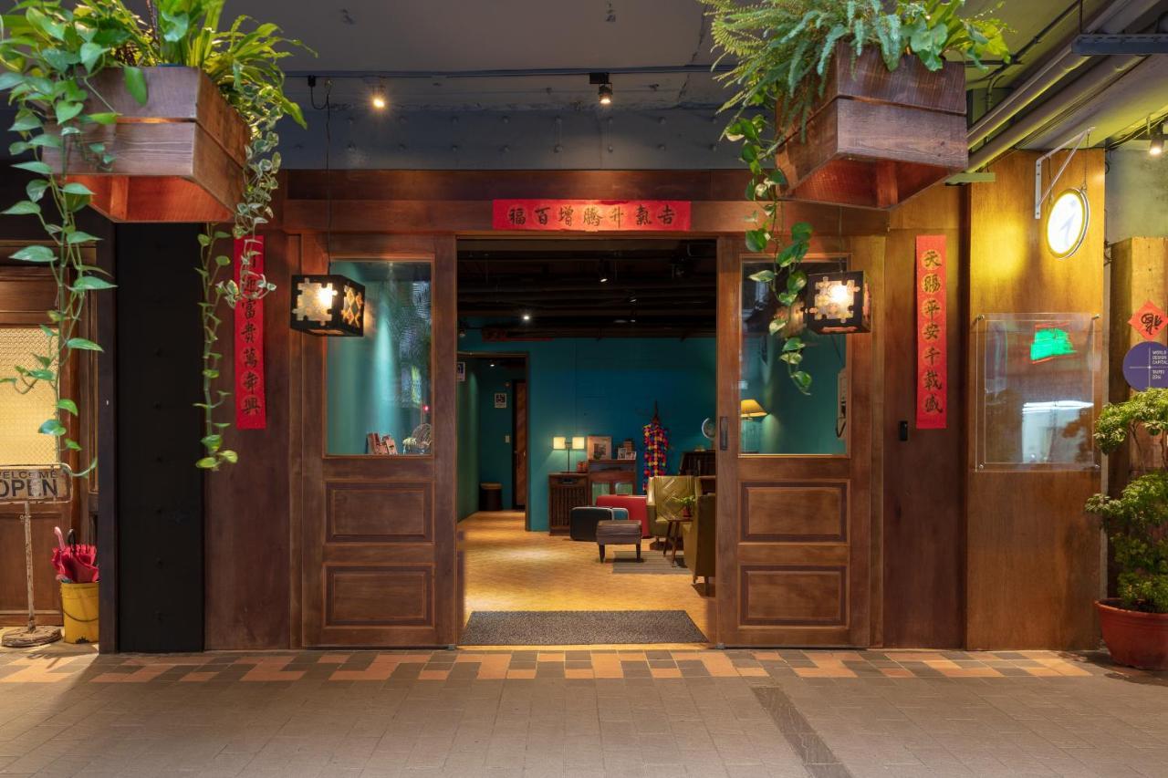 Cho Hotel Тайпей Екстериор снимка